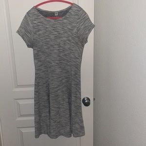 Old navy dress. L.